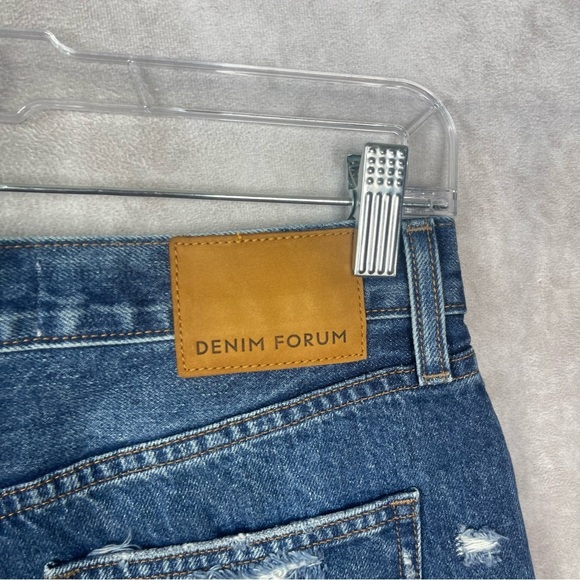 Denim Forum x Aritzia The Ex Boyfriend Relaxed Mid-Rise Cut-Off Shorts Size 24 - Picture 4 of 8